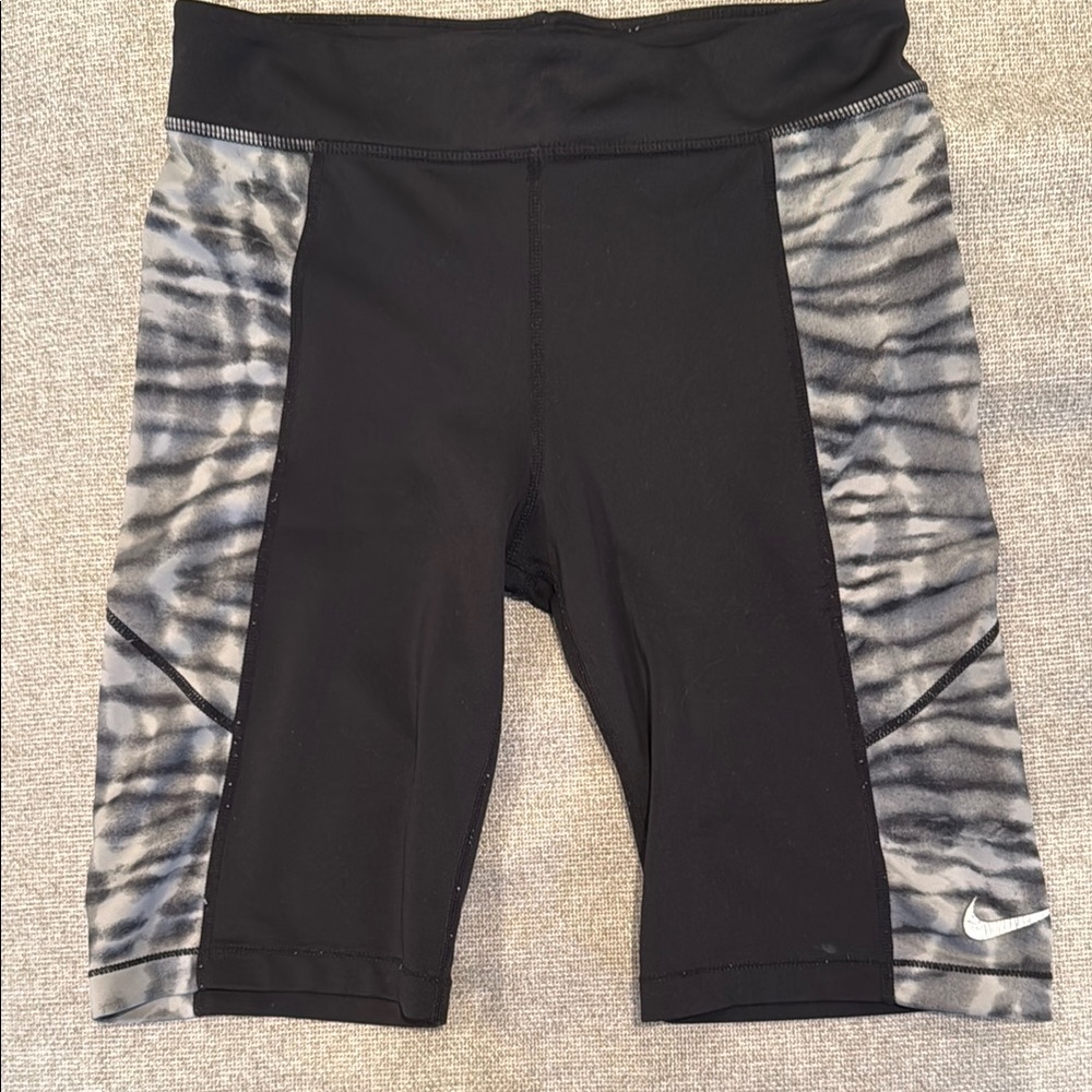Nike Black and Gray Patterned Shorts